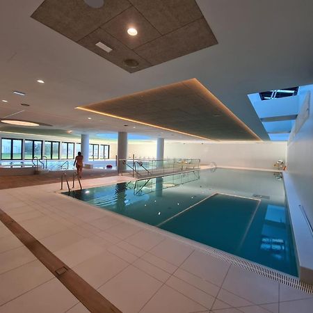 Pinea Sky Premium Apartament Z Widokiem Na Morze Ze Spa I Basenem Przy Plazy Pobierowo Dış mekan fotoğraf
